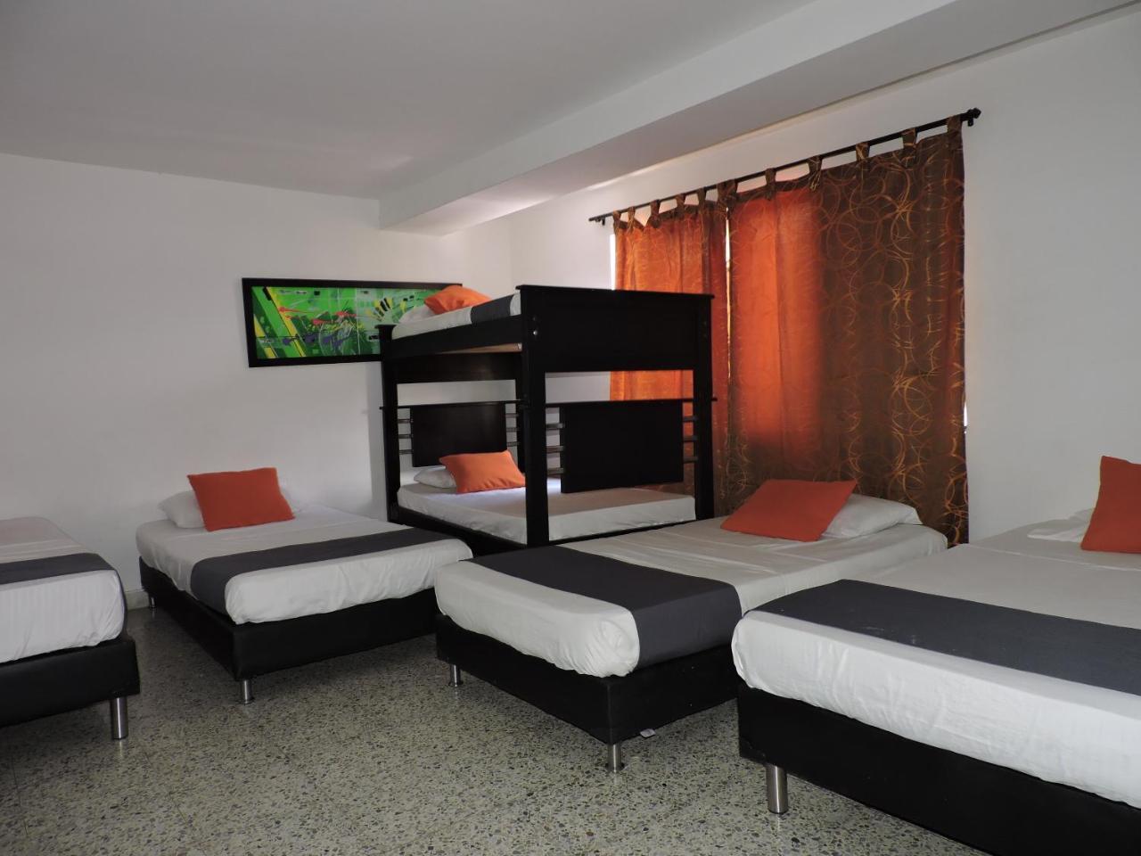 Hotel Jc 43 Medellin Exterior photo