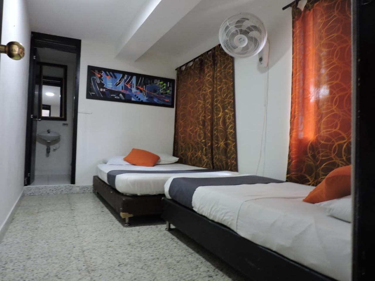Hotel Jc 43 Medellin Exterior photo